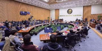 Reforma Electoral plantea deshidratar al INE