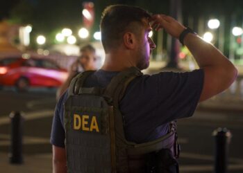 Resalta DEA la detención de mil 300 miembros del Cártel de Sinaloa y del CJNG en 2025