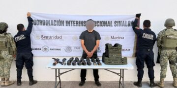 Violencia en Sinaloa: Liberan a persona secuestrada y aseguran arsenal