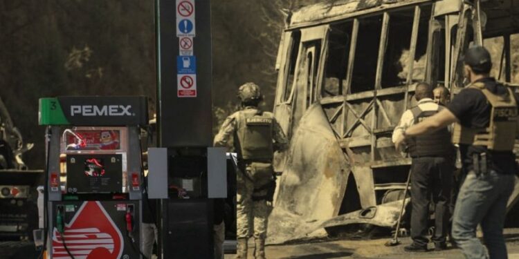 Pese a bloqueos por la muerte de ‘El Mencho’, Pemex garantiza abasto de combustible