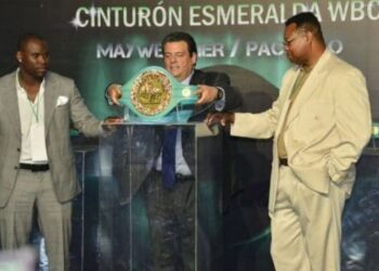 WBC alista reconocimiento especial para la revancha entre Mayweather y Pacquiao