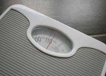 La obesidad aumenta significativamente el riesgo de hospitalización o muerte por infección