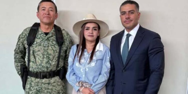 Omar García Harfuch se reúne con Grecia Quiroz