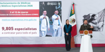 IMSS e ISSSTE lanzan convocatoria para reclutar a médicos especialistas: Estos son los estados de contratación e incentivos