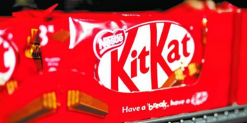 Roban 12 toneladas de KitKat en Europa; Nestlé advierte escasez antes de Pascua