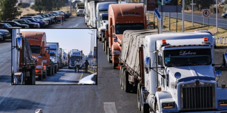 Transportistas y campesinos anuncian paro nacional el 6 de abril: Estas son las carreteras y estados que podrían verse afectados