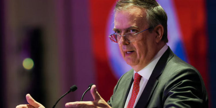 México anuncia posible reunión con China por aranceles y otros temas comerciales