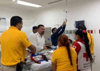 Rescatan con vida al primer minero tras más de cien horas