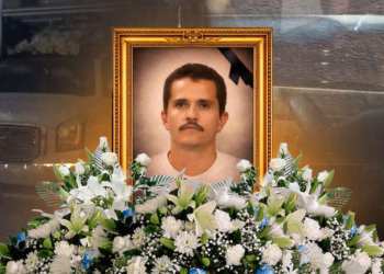 Féretro de color dorado, música de banda y más de 500 coronas: así fue el funeral de “El Mencho”