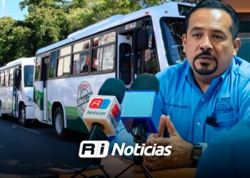 Incremento al costo del diésel “golpea” finanzas del transporte público de Mazatlán