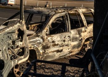 México combate al narcotráfico en una cuerda floja de terror