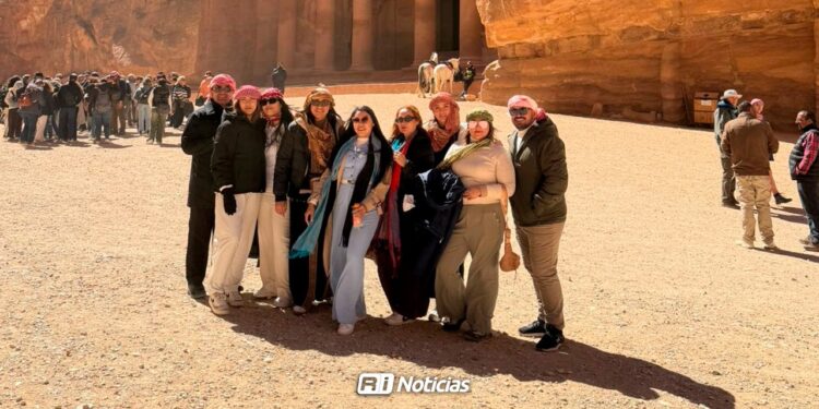 Ocho Viajeros de Mazatlán logran salir de zona crítica, mientras seis compañeros siguen varados en Egipto