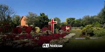 Visitantes acuden a tumba de ‘El Mencho’; reportan presencia de presuntos “halcones”