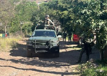 Encuentran a un hombre asesinado a balazos en Cumbres del Águila