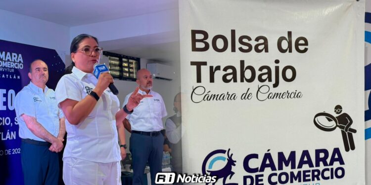 CANACO Mazatlán realiza Feria del Empleo 2026: Hay mil vacantes