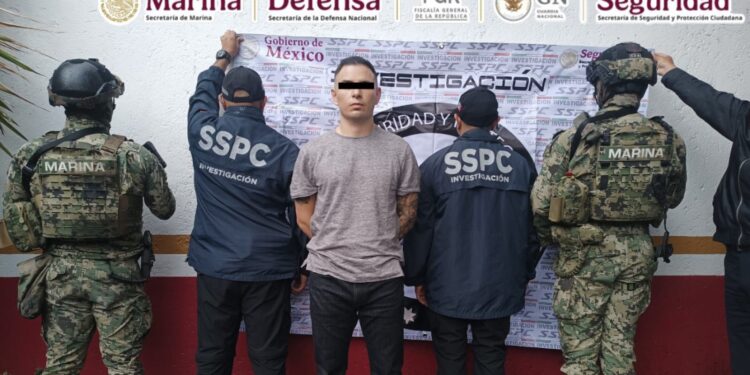 Detienen en CDMX a lider criminal con presencia en Ecuador