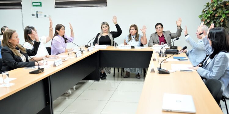 Jurado elige a quienes integrarán el primer Parlamento de Mujeres de Sinaloa