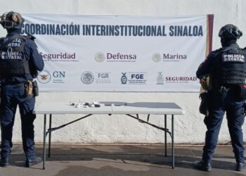 Aseguran telefónos y objetos prohibidos en penal de Aguaruto, en Culiacán