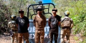 Ejército Mexicano asegura campamento y detiene a tres hombres en San Ignacio