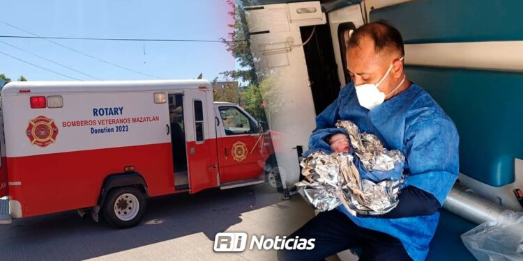 Bomberos Veteranos atienden parto fortuito en la colonia Santa Fe
