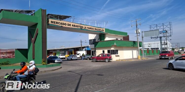 Privan de la libertad a empresario frutero en la yarda del Venadillo