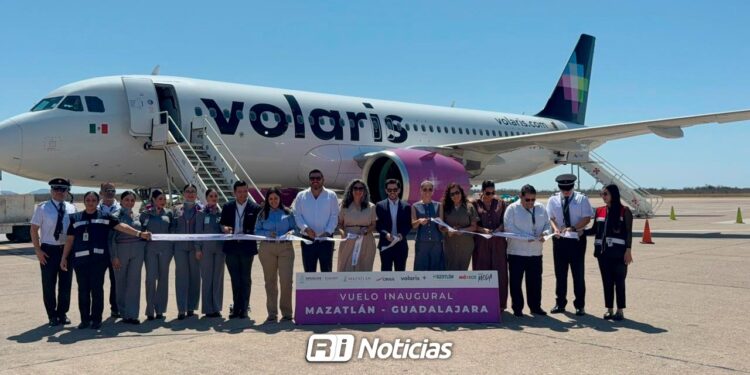 Con 186 pasajeros llega a Mazatlán el vuelo inaugural Mazatlán-Guadalajara