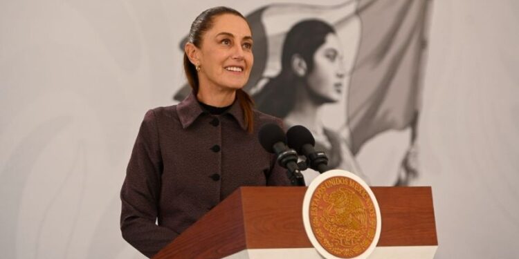 Se analizaría disminuir IEPS: Claudia Sheinbaum