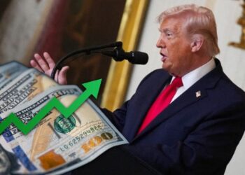 Dólar vuelve a ganar terreno y se impone al peso mientras sigue la guerra en Medio Oriente; así cotiza al cierre