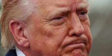 A tres semanas de guerra con Irán, Trump luce aislado y sin control sobre el conflicto