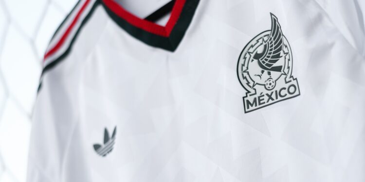 México revela su segundo uniforme para el Mundial 2026, ¿Cuánto cuesta?