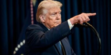 Trump pidió barcos de guerra a varios países. Por ahora nada. Se hicieron los sordos