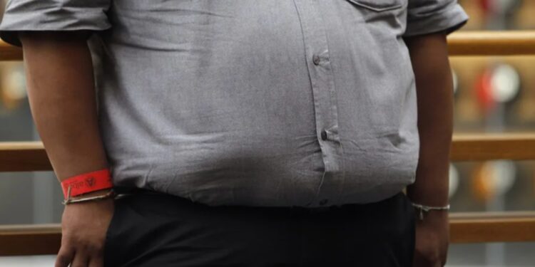La grasa abdominal, mejor indicador de problemas cardíacos que el índice de masa corporal