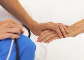 Iglesia Católica en México se posiciona en contra de la Ley Trasciende y defiende cuidados paliativos frente a la eutanasia