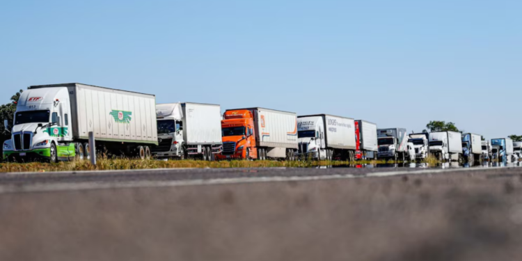 Megabloqueo de transportistas hoy 6 de abril: Lista completa de carreteras afectadas por estado y horarios