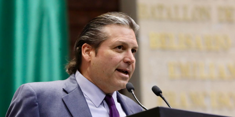 MARIO ZAMORA EXIGE ACCIÓN INMEDIATA ANTE RIESGO NACIONAL POR SUEROS “MILAGRO” INTRAVENOSOS