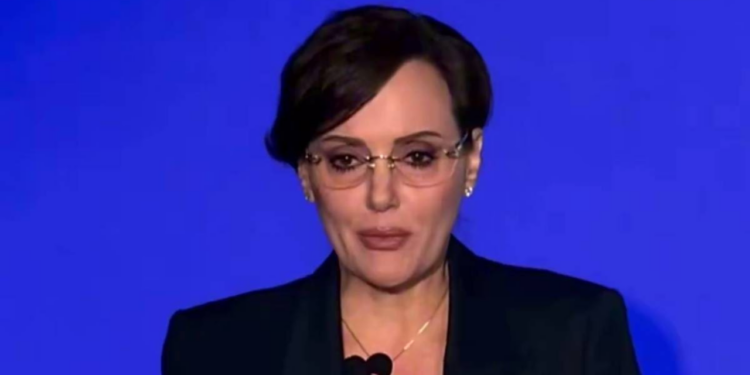 Lilly Téllez acusó en foro internacional presunta relación entre crimen organizado y políticos de Morena; pide replantear estrategia de seguridad