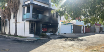 Vandalizan e incendian domicilio en la colonia Almendros, en Culiacán