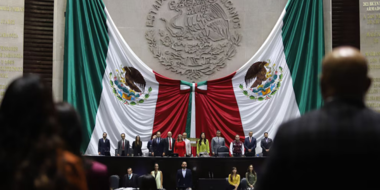 Diputados aprueban en lo general y lo particular el Plan B de la reforma electoral: Pasa a congresos estatales