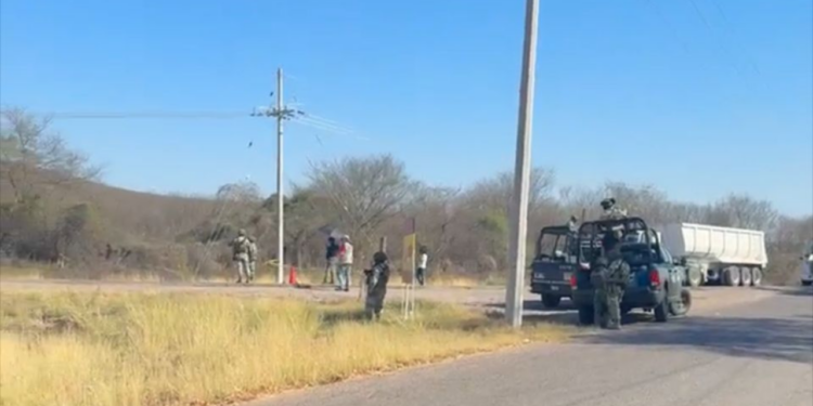 Motociclista es perseguido y ejecutado a balazos en carretera a Tepuche