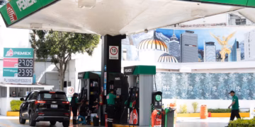 Gasolineros, desconcertados por reducción de comisiones en pagos con tarjeta