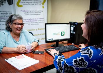 ¿Aún no declaras ante el SAT? La Facultad de Contaduría y Administración de la UAS instala módulo de atención gratuita con asesoría fiscal