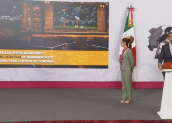 Sheinbaum anuncia patrocinio para transmitir partidos del Mundial 2026 en estados y más de 35 mil negocios
