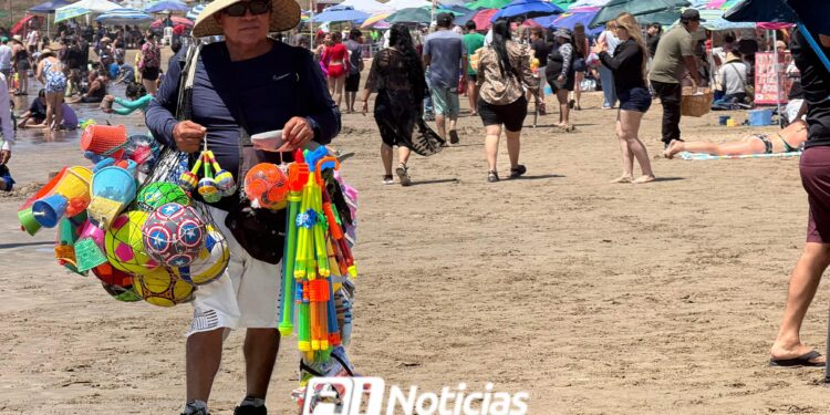 “Sábado fue el mejor día de Semana Santa”, reportan vendedores de playa