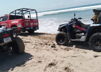 Escuadrón de Salvamento Acuático reactiva búsqueda y rescate en la Isla de la Piedra