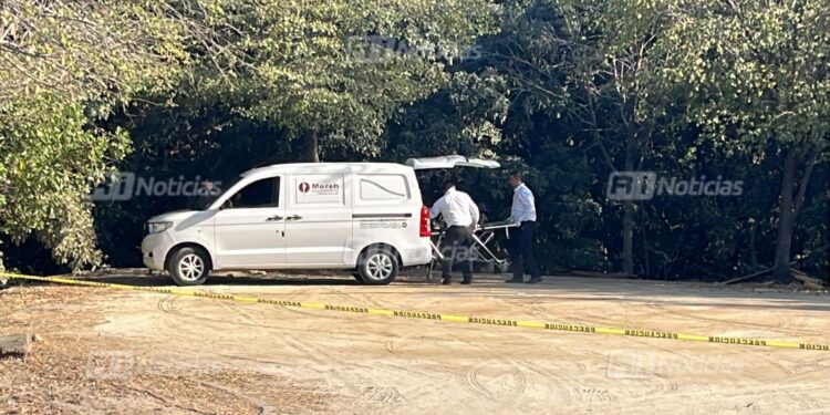 Localizan cuerpo sin vida en el arroyo Jabalíes en Mazatlán; estaba emplayado