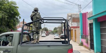 Ejecutan a balzos a una mujer en un domicilio de Juntas del Humaya, en Culiacán