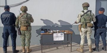 Aseguran celulares, y objetos ilícitos tras revisión a penal de la región del Évora, en Angostura