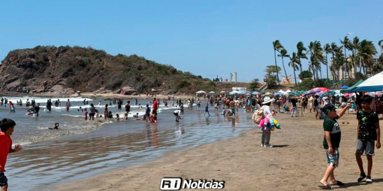 Clima cálido en Mazatlán: Temperaturas rondan los 29 °C este domingo