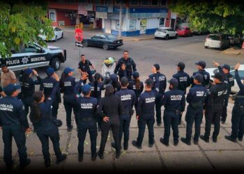 Buscan frenar salida de policías en Escuinapa con mejoras laborales