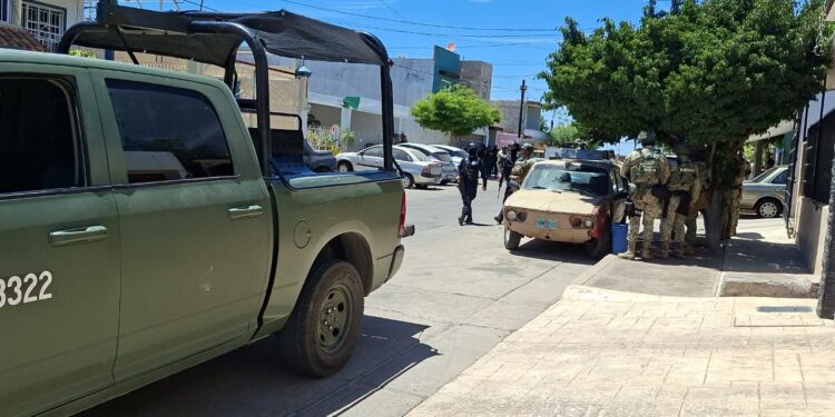 Ejecutan a balazos a un hombre dentro de su domicilio en la colonia La Libertad en Culiacán